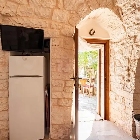 בית נופש Panoramic Trullo Di Michele *